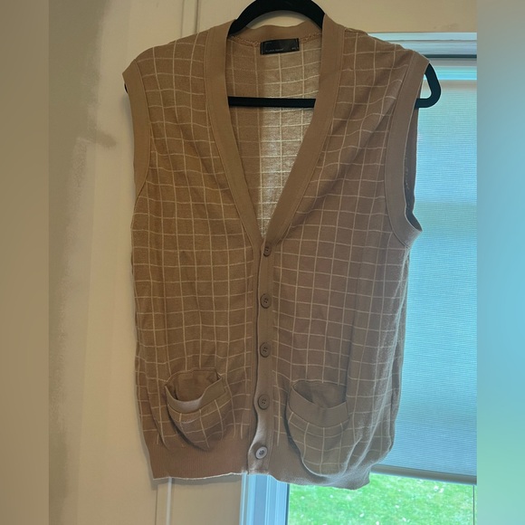 American Apparel Sweater Vest - Picture 2 of 4